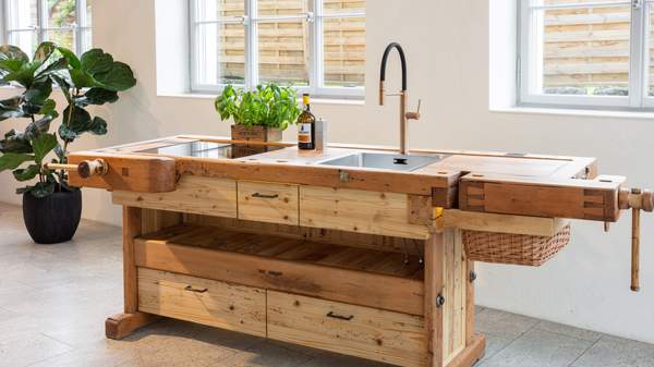 Hobelbank wird zur Kochinsel